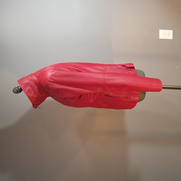 Danier size medium leather jacket rich red womens NEW appears never worn. - Picture 3 of 16